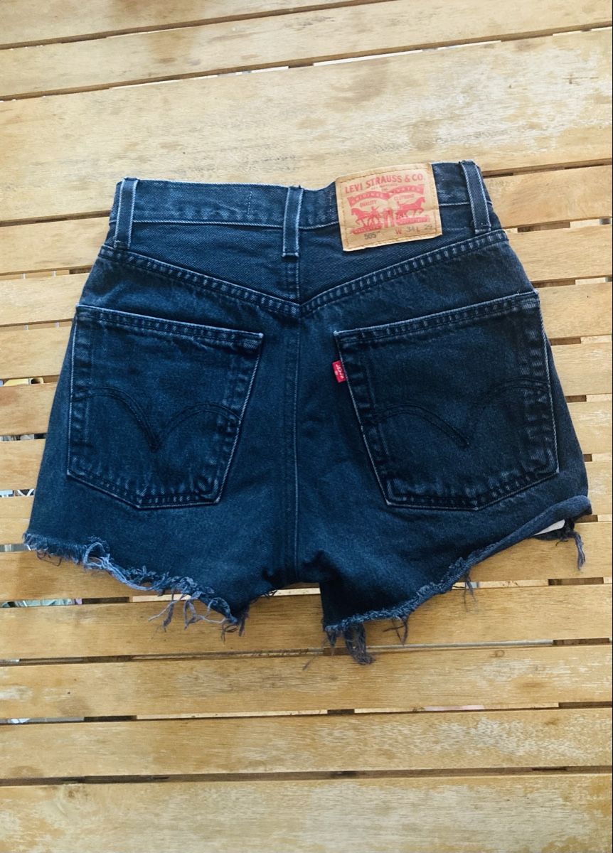 Levi's Jeans: Levi’s  – Usato da Läufelfingen venduto da petit-nicola