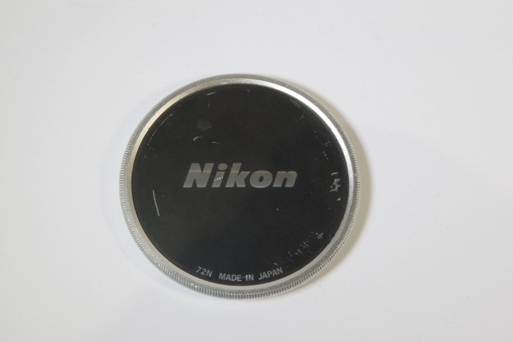 Nikon Obiettivi: Nikon Objektivdeckel Metall 72mm – Usato da Erlinsbach venduto da foto_5018 2