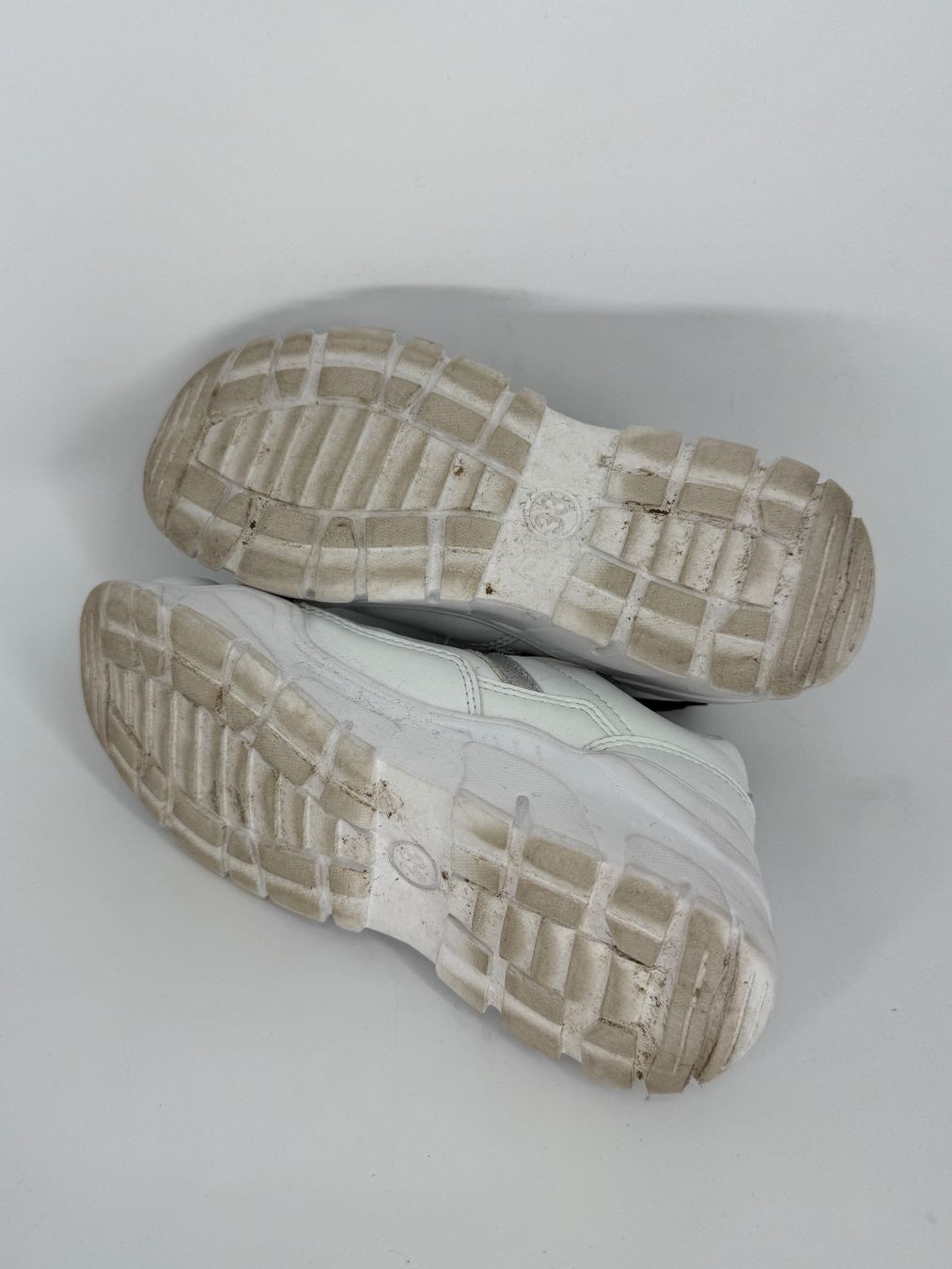 Scarpe per ragazze: Sneaker Gr. 33 von Venice – Usato da Auenstein venduto da moin. 5