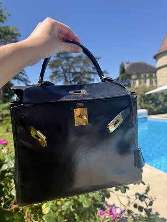 Vintage Hermès Kelly 28 aus schwarzem Box-Leder