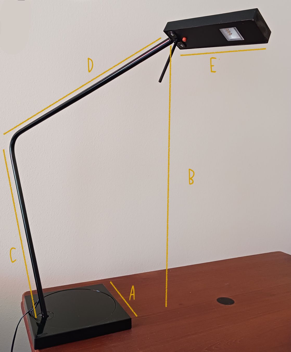 Luxo Lampen: luxo LED-Tischlampe schwarz mit Drehsockel – Gebraucht aus Zürich von pellybay 4