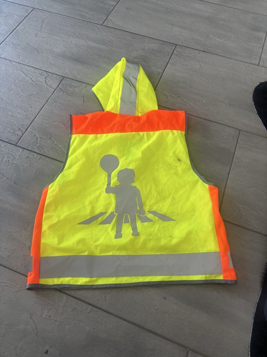 Gilet & Giacche: 3 Gilet enfants  – Usato da nods venduto da Tozzifan 2