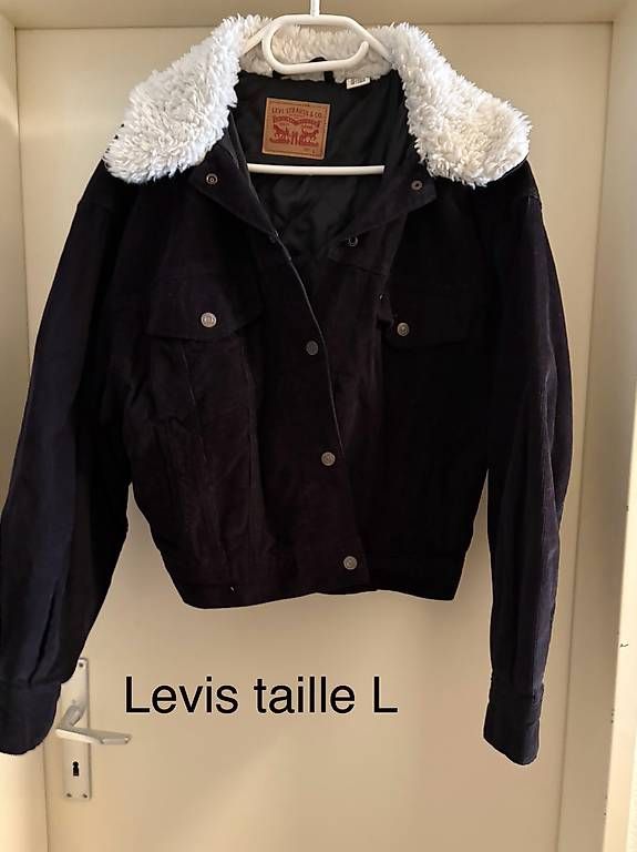 Vestes: Veste Lévis – D'occasion à Cossonay-Ville par lolita1977