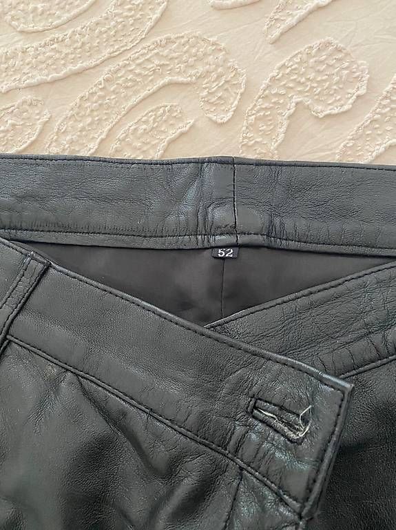 Hosen: Vendesi pantaloni vera pelle nera donna – Gebraucht aus Novazzano von sol_vk8x 3