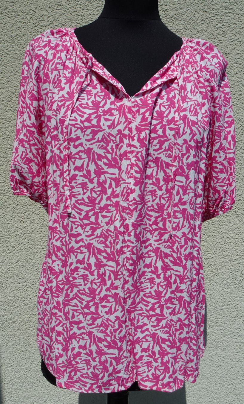 Comma Camicette: Bluse Comma pink weiss kurzarm Gr 38 – Usato da Winterthur venduto da blumeblau77