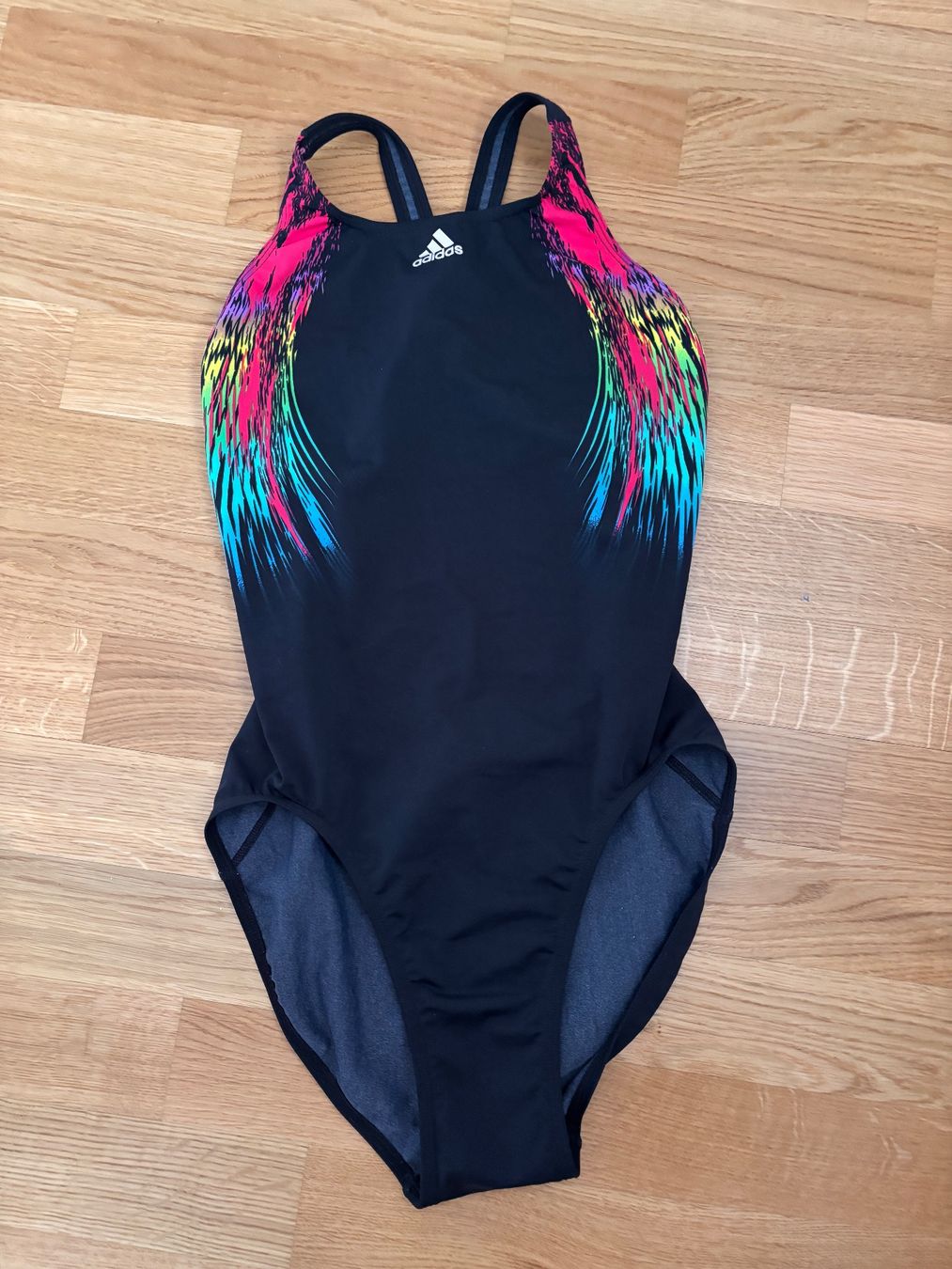 Adidas Maillots de bain & Bikinis: Maillot de bain Adidas taille 36 – Neuf (Voir description) à Veyrier par MargaritaR
