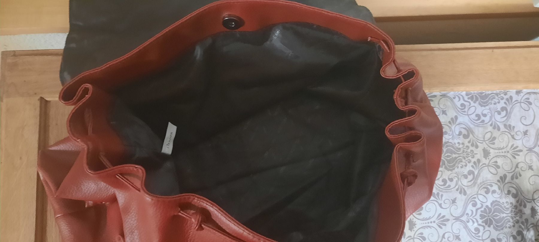 Taschen für Damen: DANIEL HECHTER TASCHE ROT – Gebraucht aus Turbenthal von tirare 5