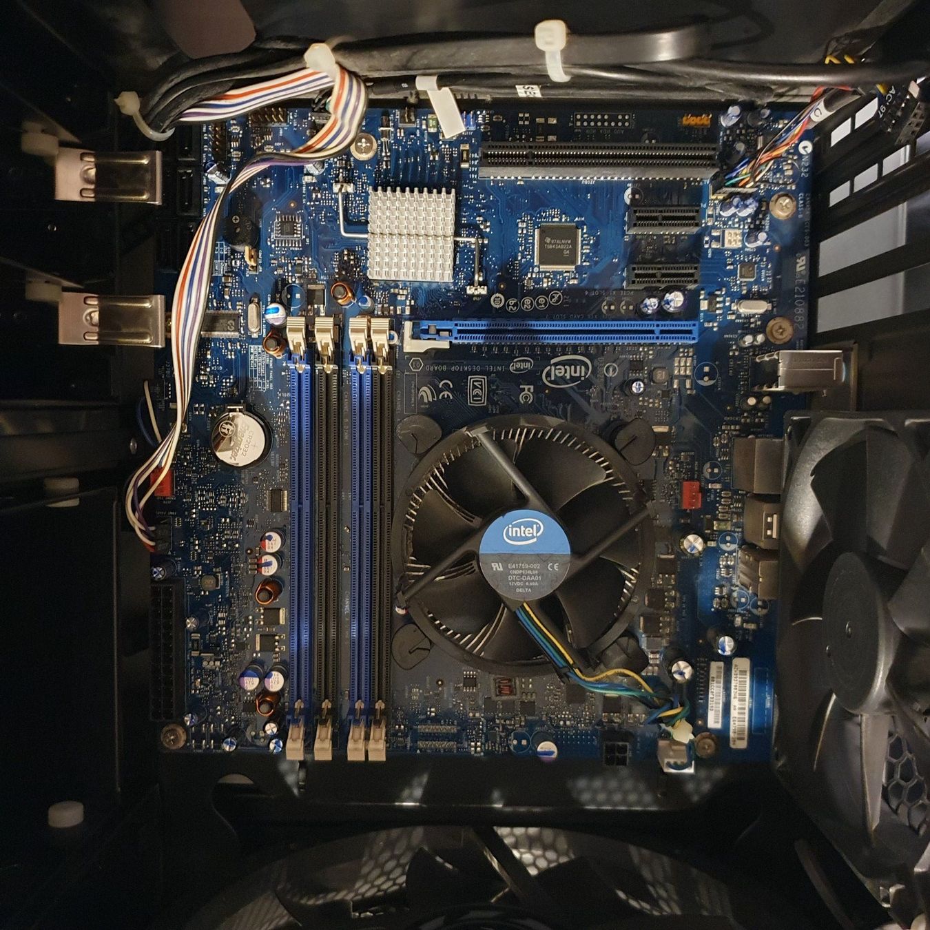 PC: Antec P180 Minitower + Intel DP55WB + i5 750 CPU – Usato da Feuerthalen venduto da jalindi 8