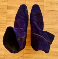 Dunkelblaue Wildleder-Ankle-Boots