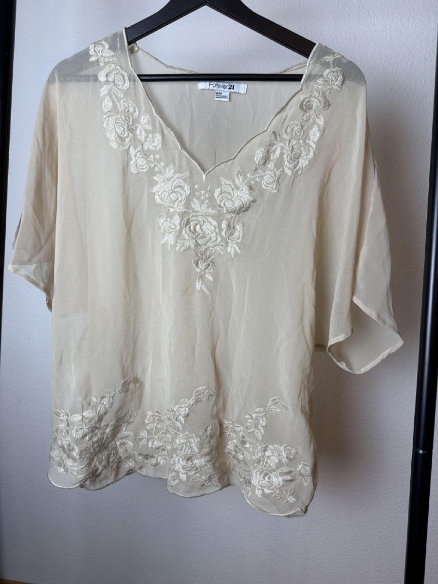 Chemisiers: Forever 21 Bluse – D'occasion à Bülach par rei_d6tw