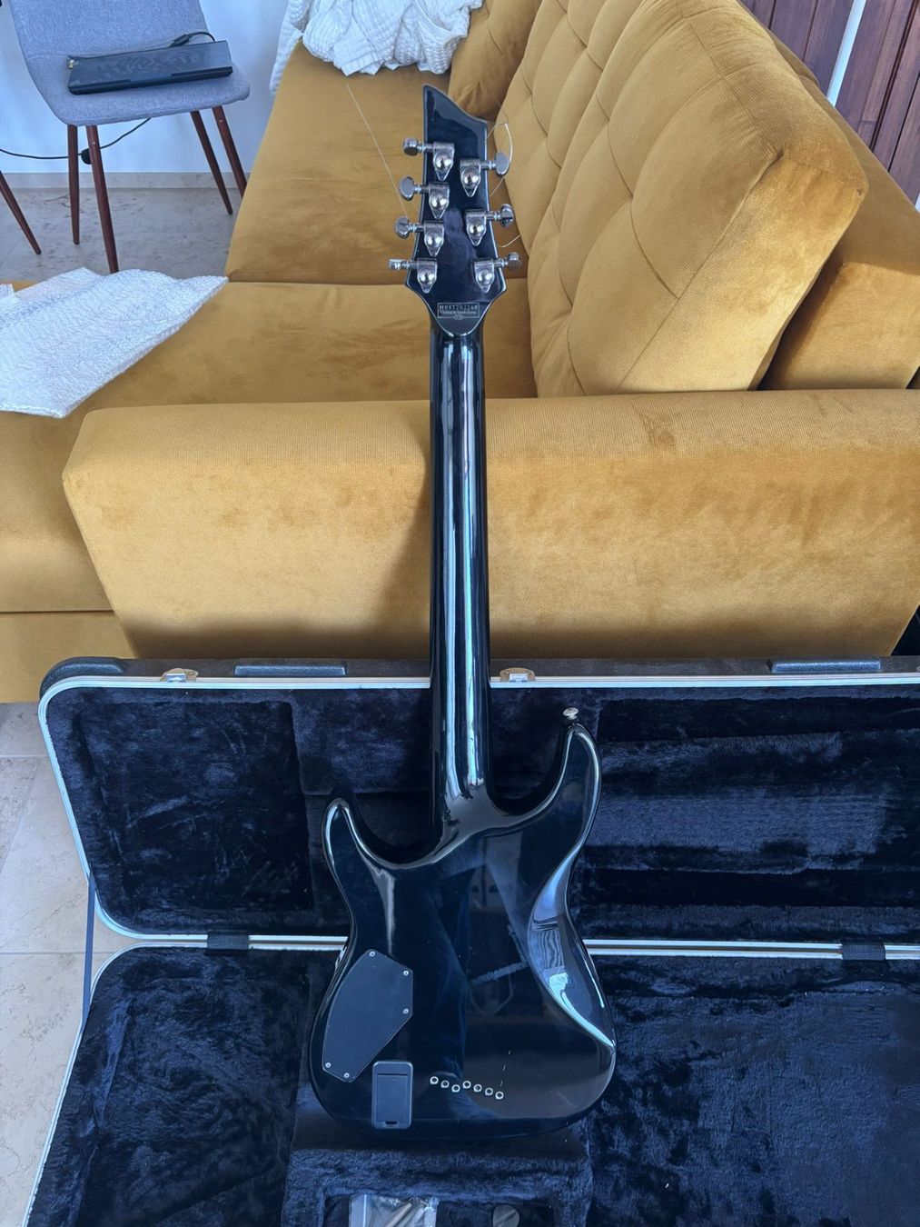 Ibanez Strumenti musicali: Schecter Hellraiser C7 Black with Hardcase – Usato da Glattbrugg venduto da mik_fxd9 1