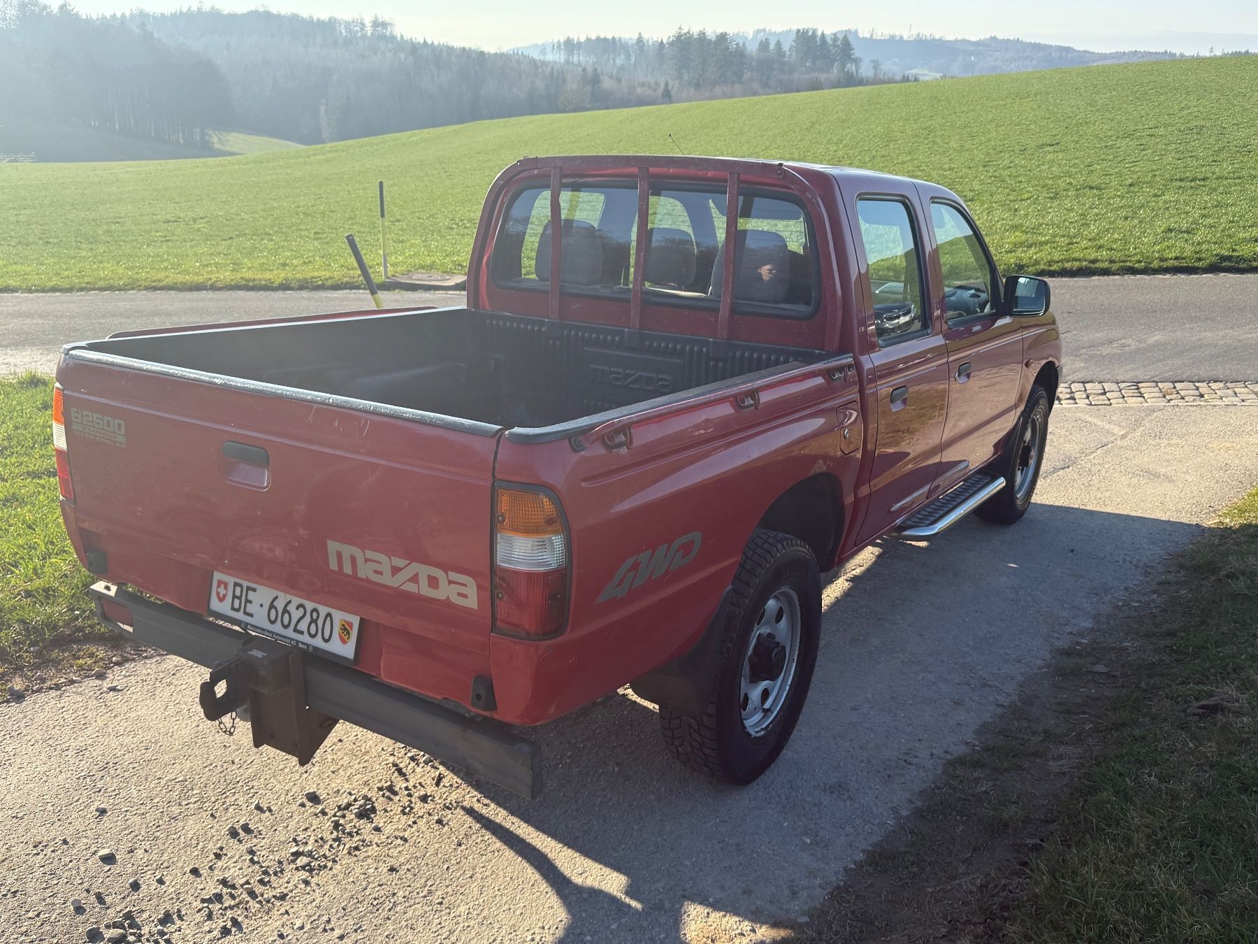 Mazda Autos: Robuster Mazda B2500 4x4 Pick-up!    MFK 07.05.2025 – Gebraucht aus Bern von Bula1 4