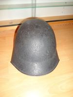 alter schwarzer Schweizer Militär Helm