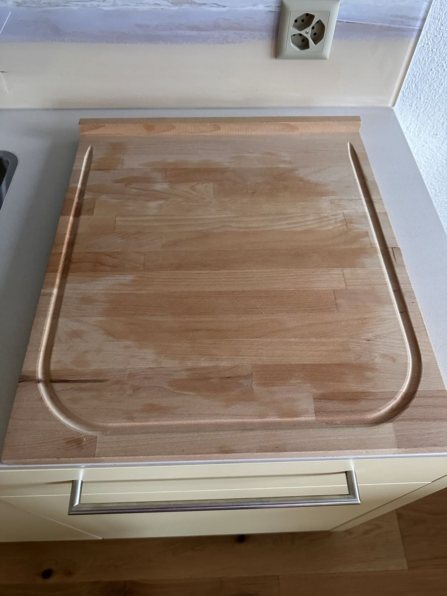 Cucine complete: Küchenholzbrett 43x46cm – Usato da Winterthur venduto da Unglaublich321