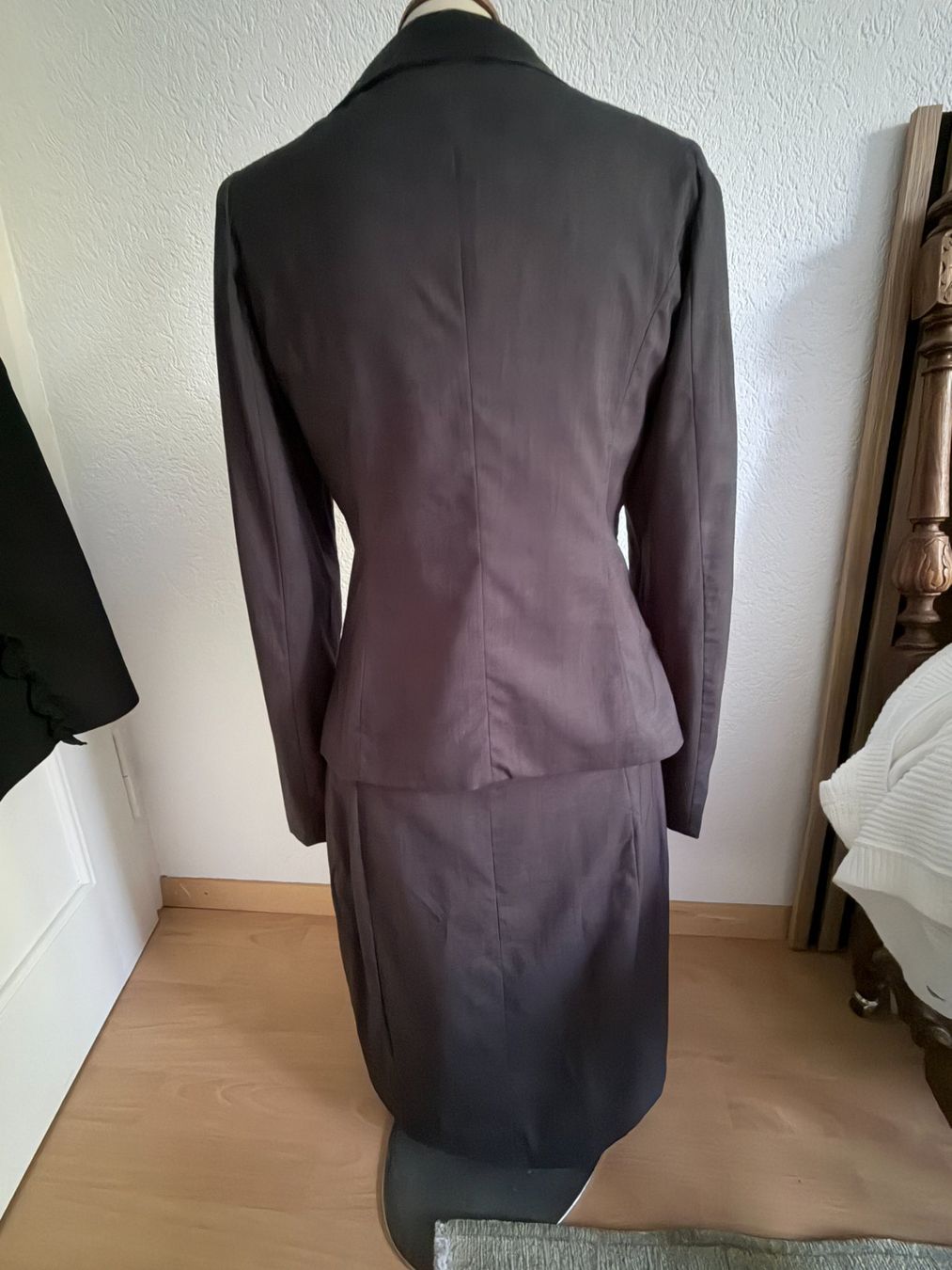 Anzüge & Kostüme: Damen Bussines Anzug 36-38 – Gebraucht aus Liestal von aarroon 2