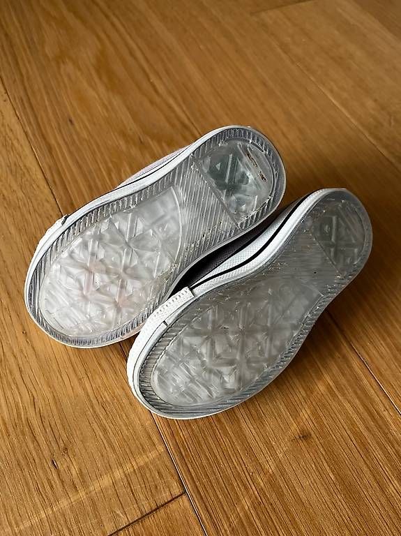 Scarpe per ragazzi: Schuh leuchtet Gr. 21/22 – Usato da Balgach venduto da RianaT 1