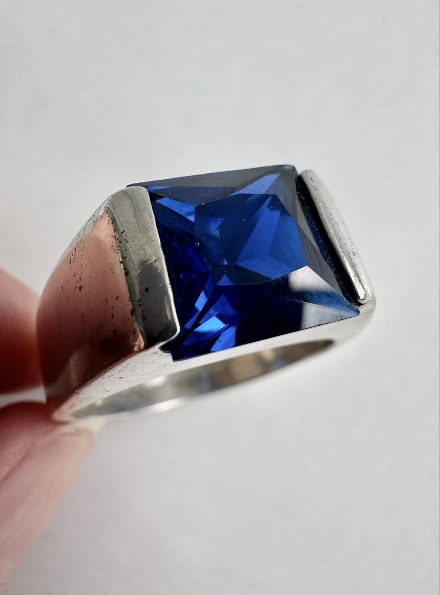Anelli: 925 Silberring mit tiefblauem Stein/ Silverstar / Gr.  68 – Usato da Bern venduto da neon317 1
