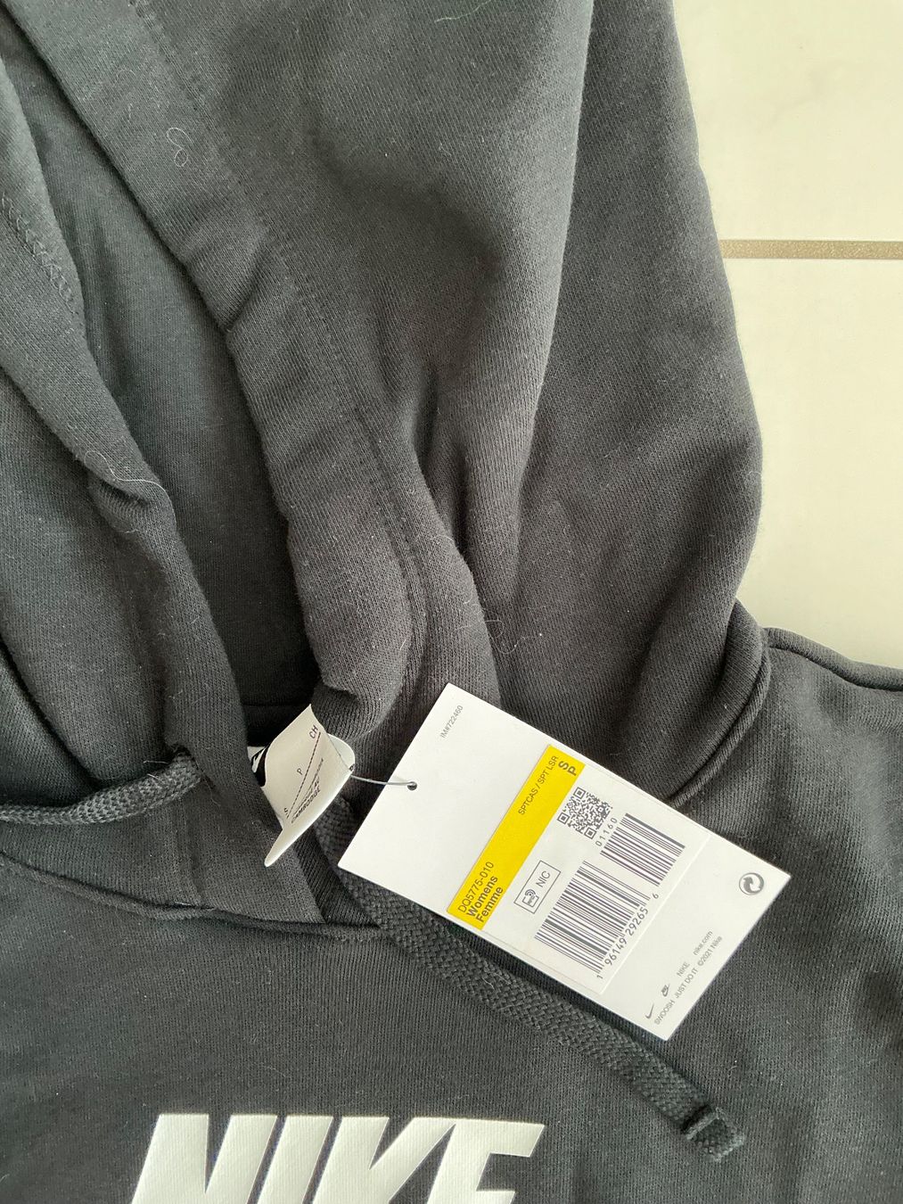 Nike Pullover & Sweatshirts: Neuer Nike Pullover Gr.S – Neu und originalverpackt aus Biel-Benken BL von Sahra1 2