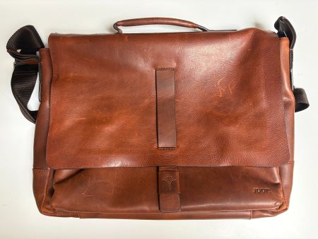 Joop - Messenger Bag in Braun