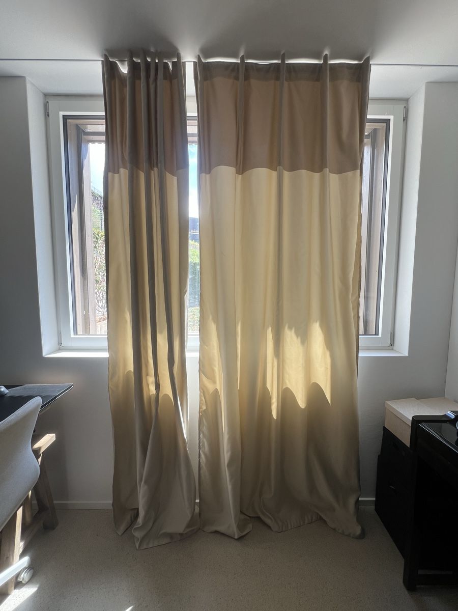 Rideaux: 2x Vorhänge beige Perl – D'occasion à Zufikon par enyame1231