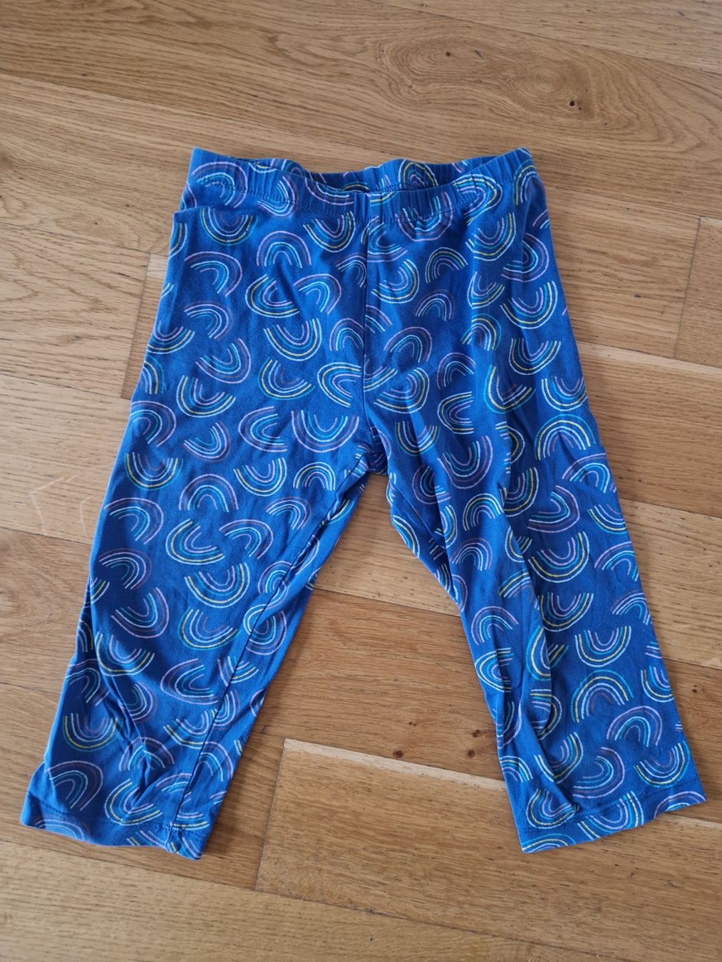 Calze & Collant: Kurze Leggins mit Regenbogen-Motiv – Usato da Bern venduto da hirse03