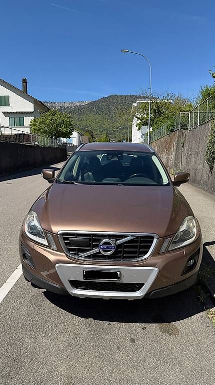 Automobili: VOLVO XC60 D5 AWD – Usato da Bettlach venduto da phi_v92z