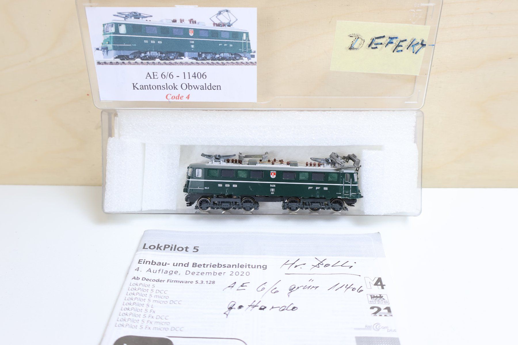 Trix Modellini di ferrovie: Minitrix SBB Ae 6/6 E-Lok "Obwalden"- ESU V5 Digital Spur N – Difettoso da Winterthur venduto da Monstera 2