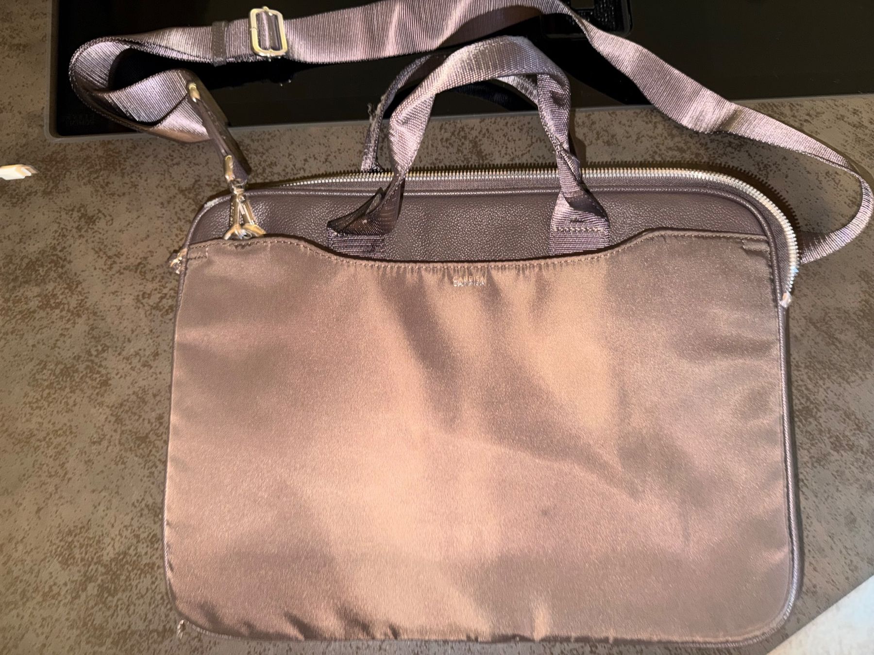 Borse: Laptop / MacBook Tasche braun kurz gebraucht – Usato da Dornach venduto da samuti