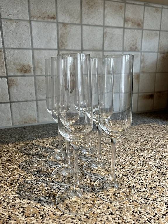 Verres: 6 Sekt- / Champagnergläser – D'occasion à Wolfenschiessen par ali_6dvv