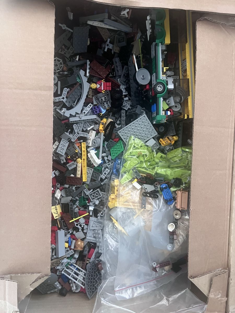 Lego Kit di costruzioni: Ca. 7kg Lego Kartonkiste – Usato da Arbon venduto da K9320 2