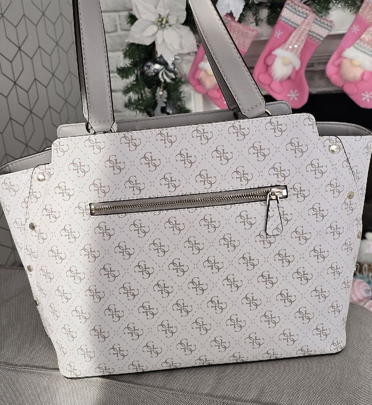 Guess Borse da donna: Guess Tasche – Nuovo e nell'imballaggio originale da Luzern venduto da Kethi_kris1705 1