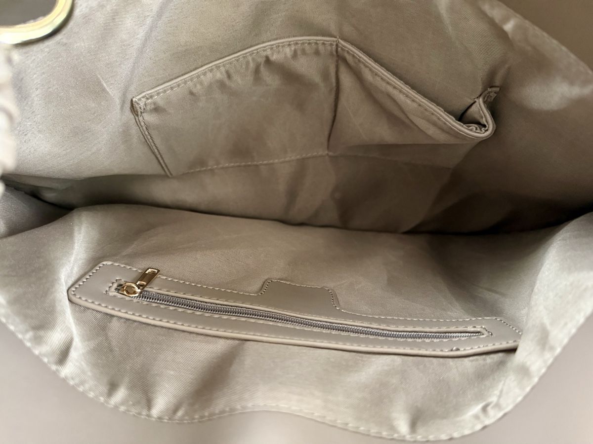 Taschen für Damen: Damen Tasche – Neu (gemäss Beschreibung) aus Zürich von Nika017 1