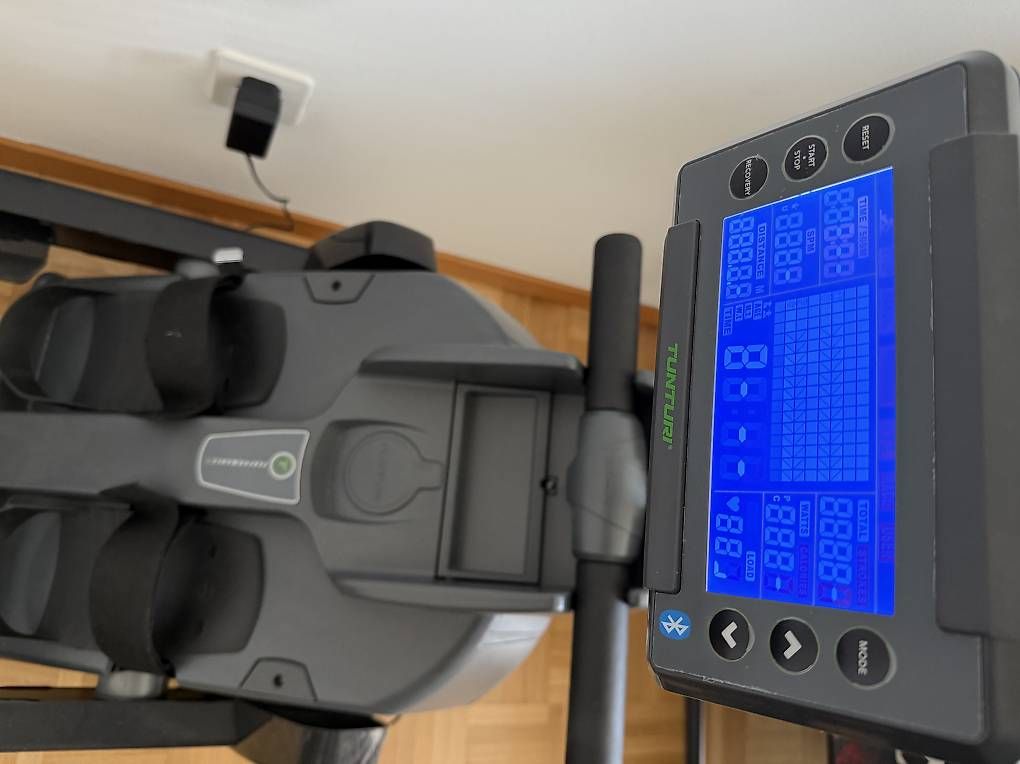 Hometrainer: Vogatore professionale TUNTURI R60 Rower – Usato da Massagno venduto da mar_htl6 2