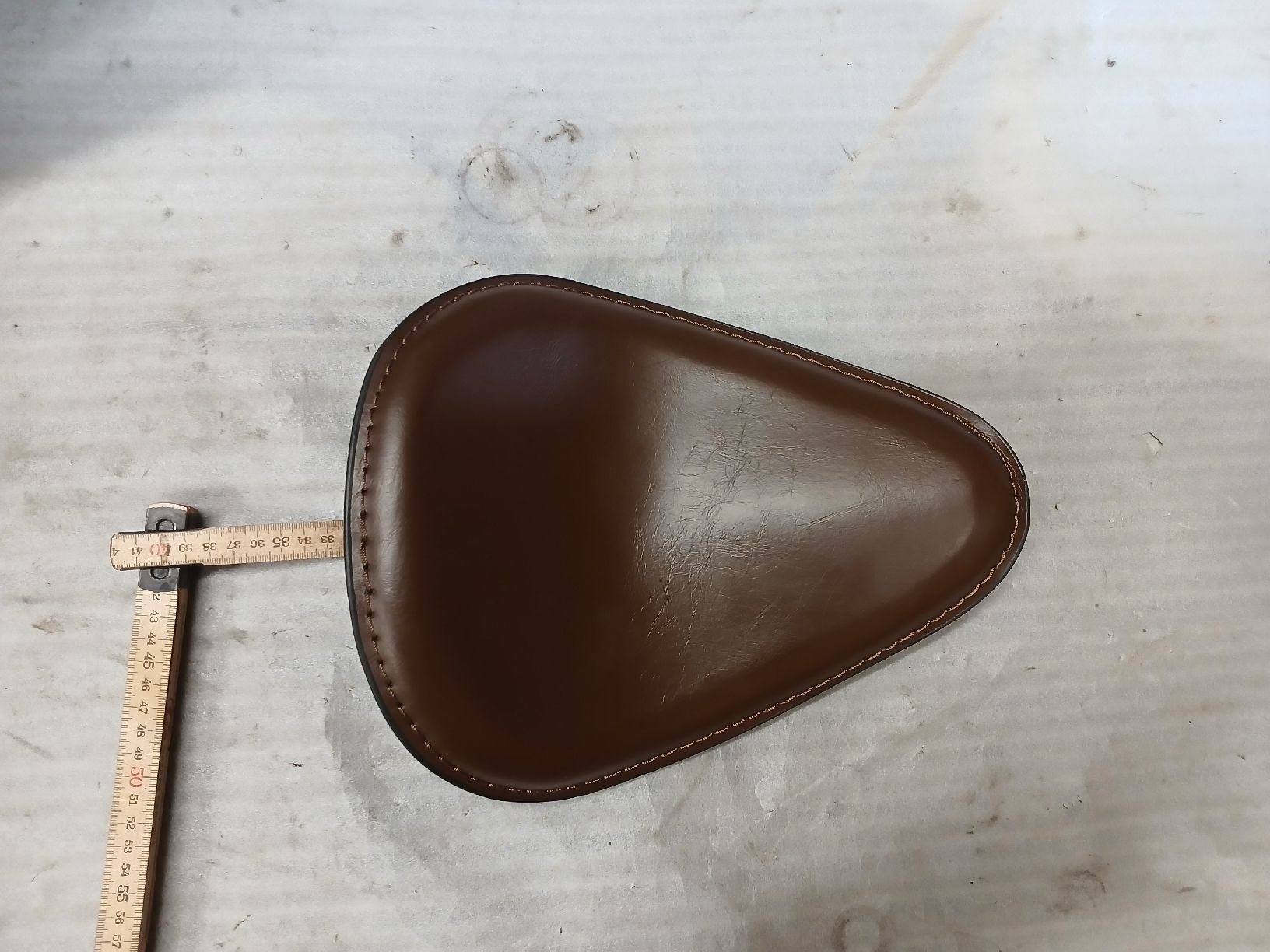 Bobber Tutti i ricambio per moto: cafe racer bobber chopper selle siège sattel – Nuovo (secondo la descrizione) da Fey venduto da lobanovski1