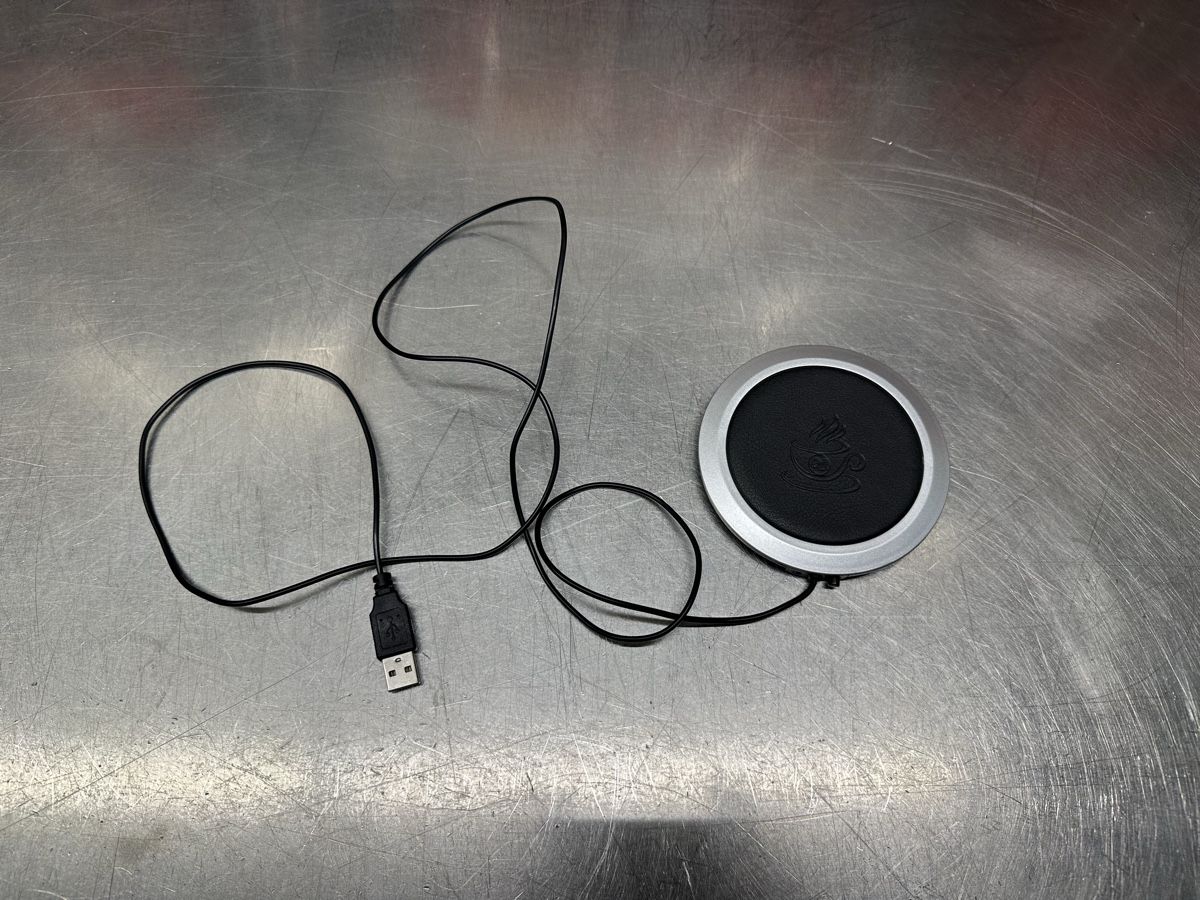 Küchengeräte: Kaffeetassenwärmer, elektrisch – Gebraucht aus Schwende von weesli
