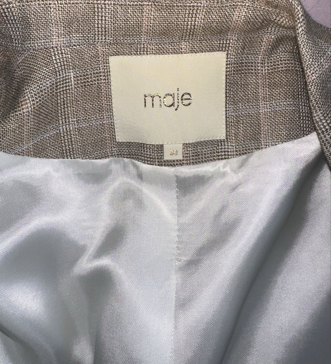 Maje Giacche: MAJE BLAZER GR. 38 Leinen neuwertig – Nuovo (secondo la descrizione) da Unteraegeri venduto da MH203 8