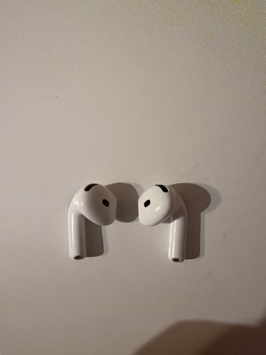 Apple Kopfhörer: Apple Airpods 4. Generation mit Anc – Gebraucht aus Dornach von John.999 3