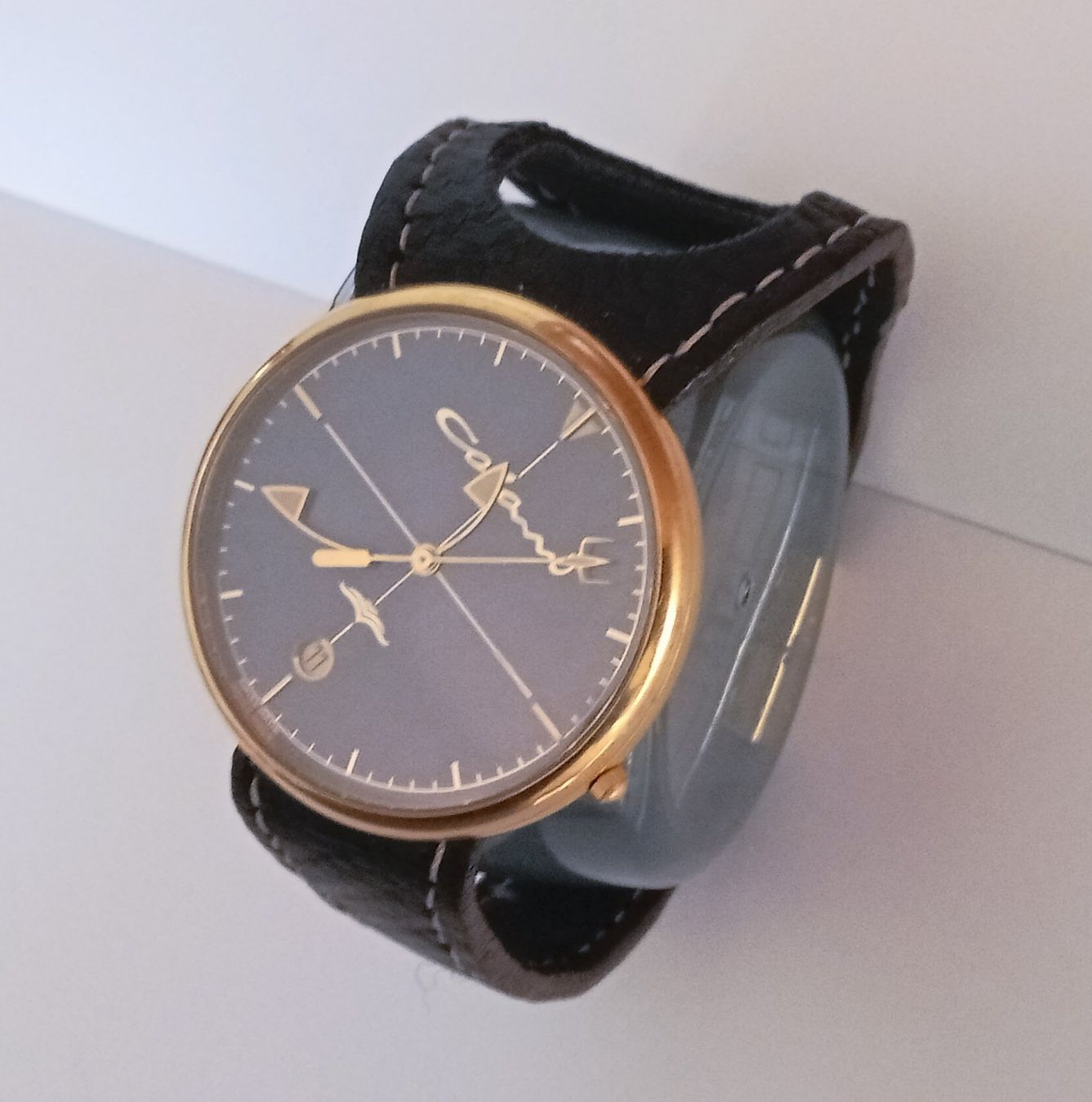 Colani Orologi: COLANI Armband-Uhr – Usato da thoerigen venduto da grimselcat