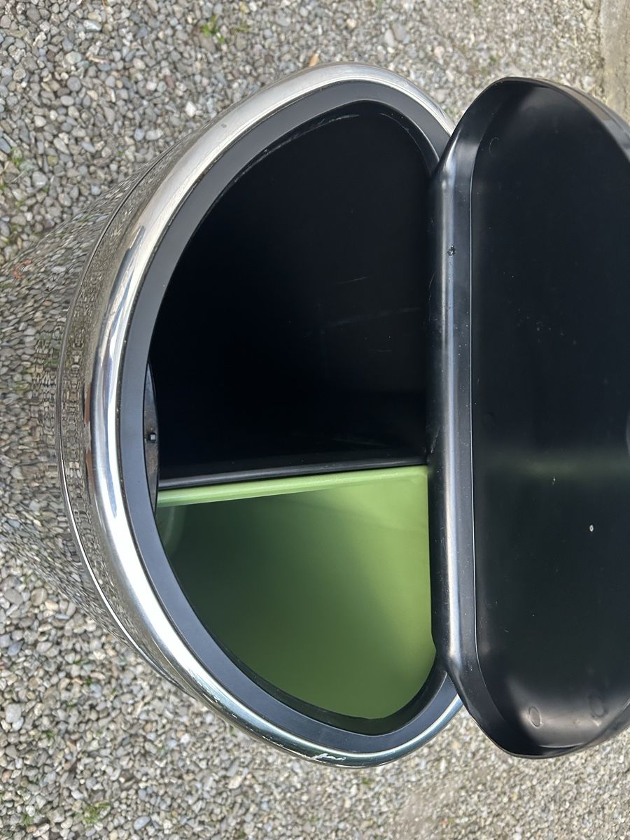 Brabantia Poubelles: Brabantia Touch Bin recycle chrom 30 liter – D'occasion à Ibach par heifla 5