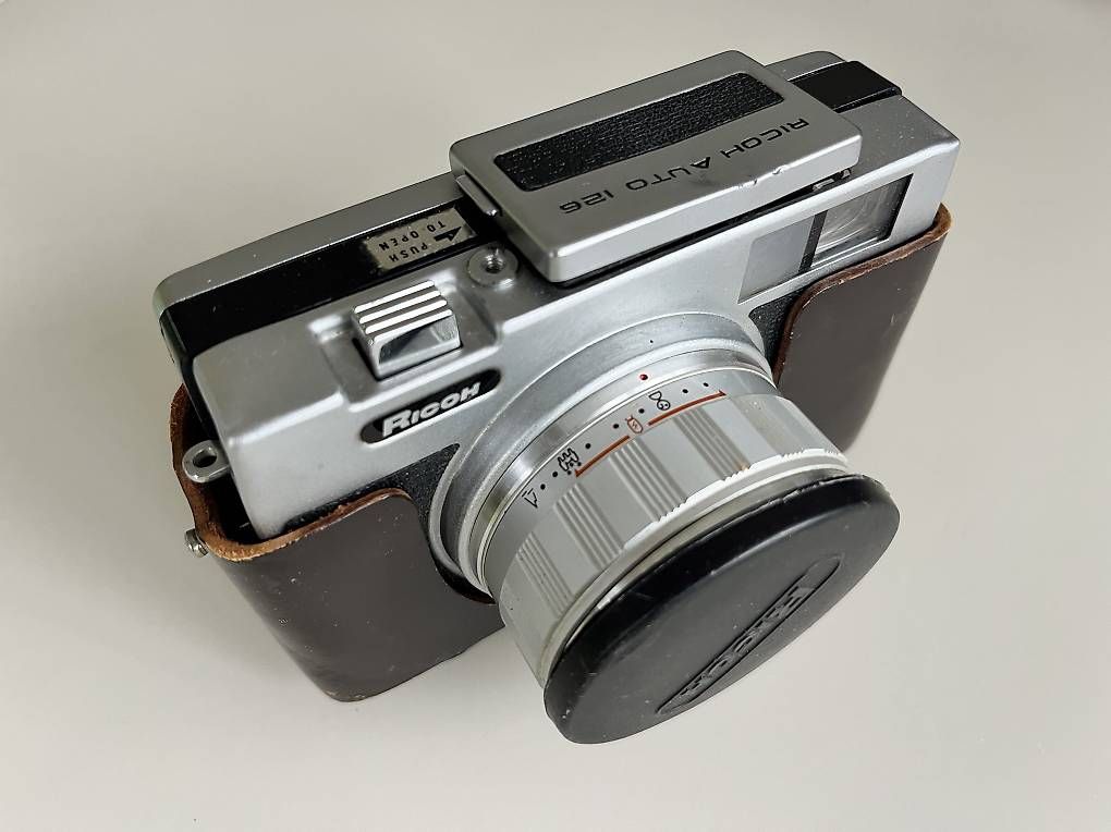 Kamera: Kamera, Camera (antik) – Gebraucht aus Itingen von Weiler1 1