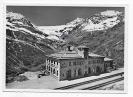 Alp Grüm mit Palü Gletscher Und Piz Palü