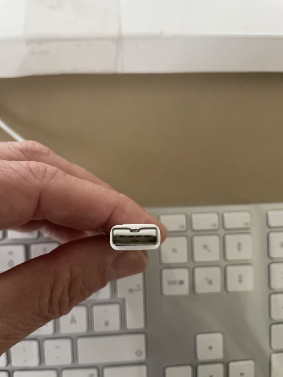 Apple Tastaturen: Apple Tastatur mit USB Anschluss – Neu und originalverpackt aus Rotkreuz von joe_rj2f 1