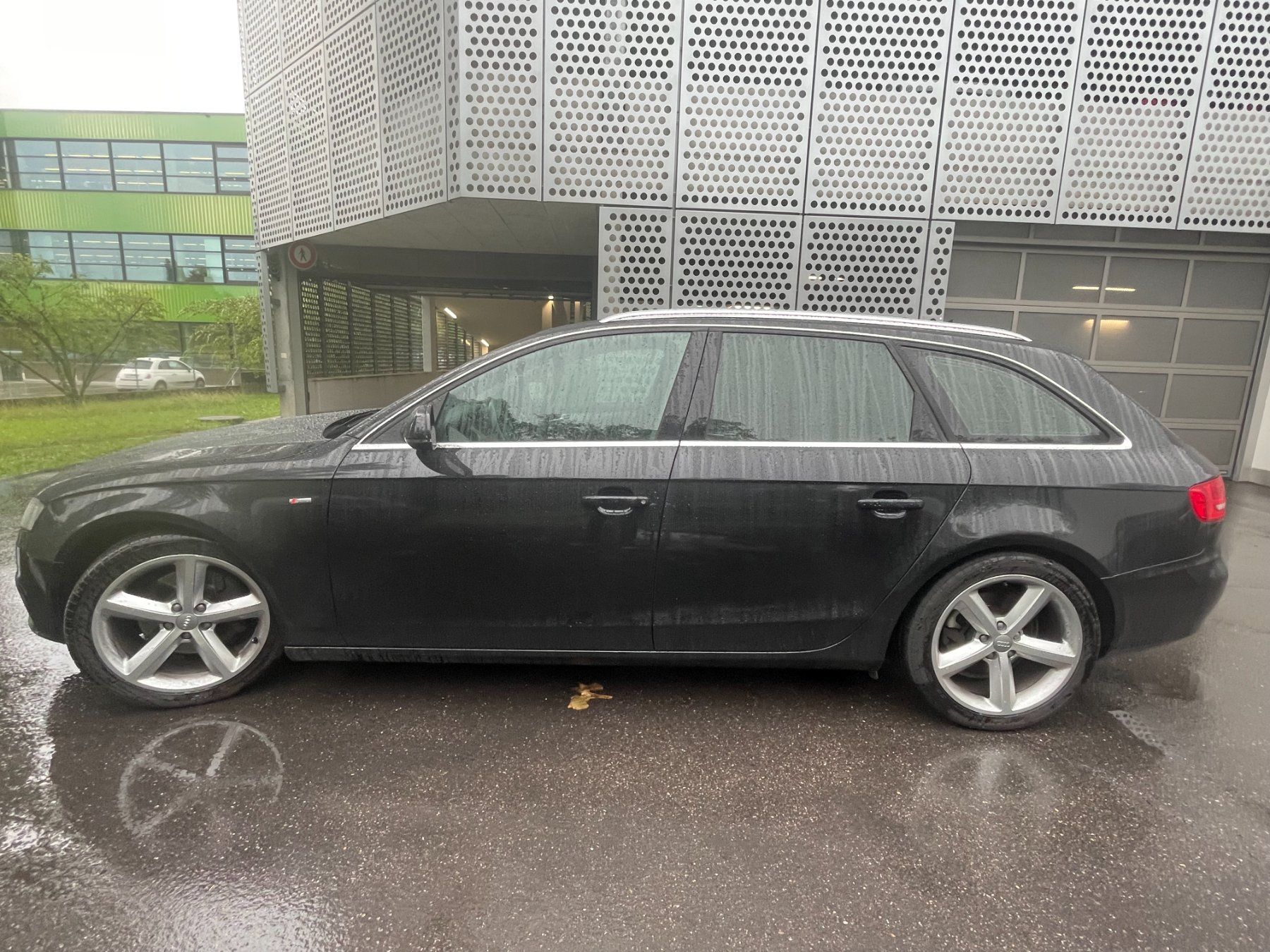 Audi Automobili: Audi A4 Avant 3.0 TDI quattro – Usato da Stäfa venduto da automoor 2