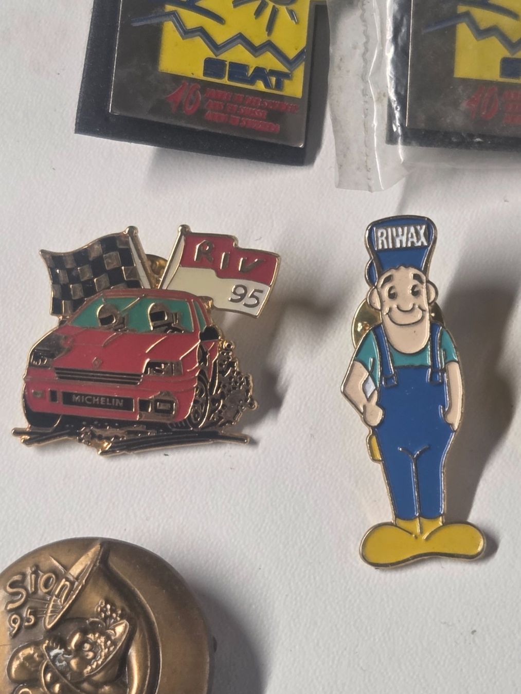 Spille & Fermagli: Lot de pins – Usato da Conthey venduto da greenday85 2
