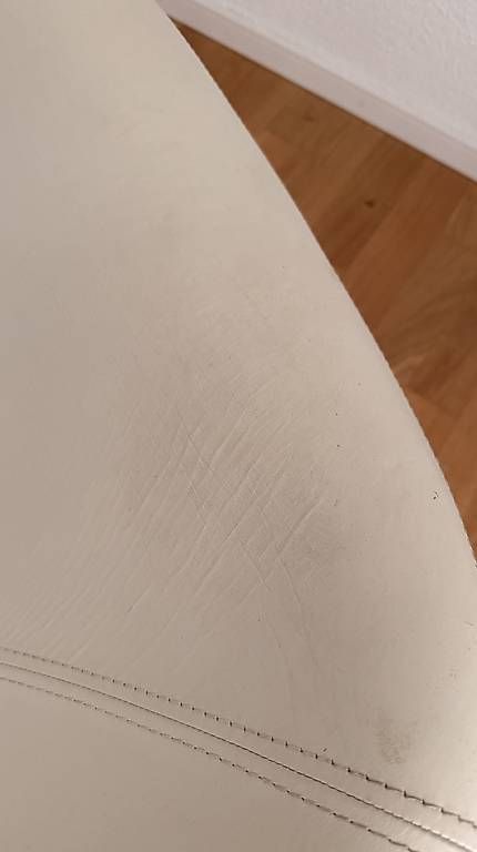 Poltrone: Eleganter Leder-Drehsessel  Weiss – Usato da Hochdorf venduto da Lilporto 4