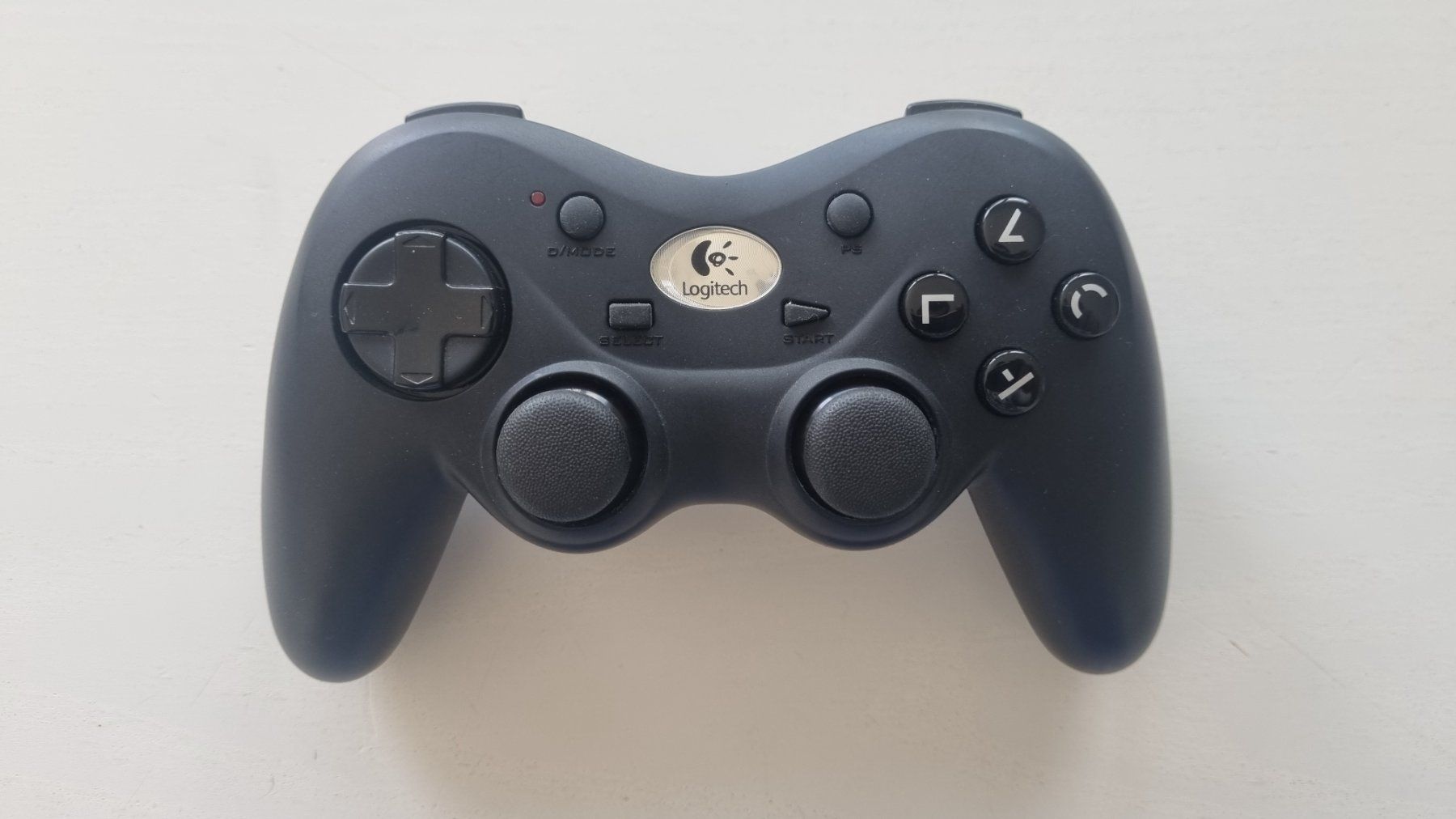 Controller: PS3 PC Wireless Controller Logitech G-X5C11A ohne Empfänger – Usato da Birsfelden venduto da val_d9c2