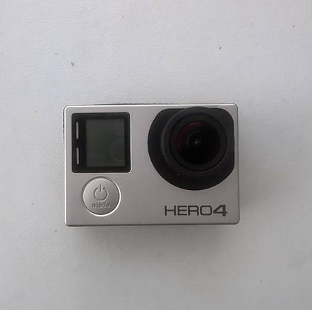 GoPro HERO4 Action Cam mit Zubehör und Koffer