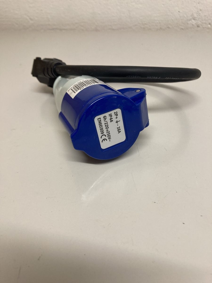 Unità & Adattatore: Camping Stecker Adapter – Usato da Zug venduto da Detom88 2