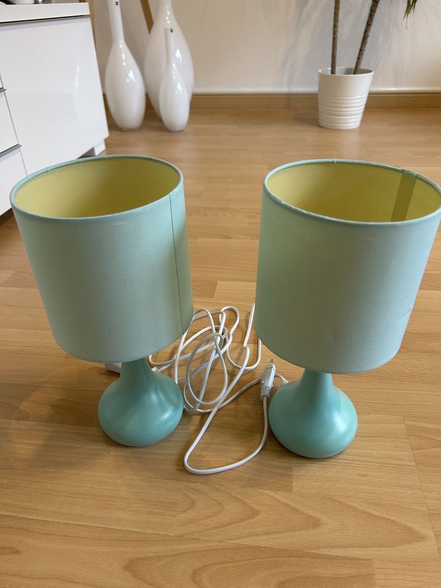 Lampade: 2er Set Nachttischlampen, hellblau / Türkis – Usato da Biel/Bienne venduto da SandraDG
