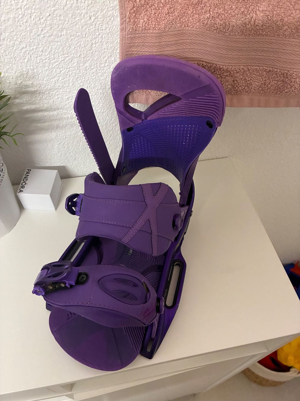 Burton Board: 149 Burton Feather + Burton bindings – Usato da Abtwil AG venduto da dan_npw9 1